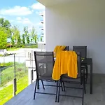 Pelso Balatonlelle, Seaside